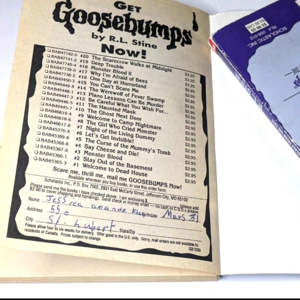 R.L. Stine Goosebumps Book Pair #3 Monster Blood, #43 The Beast From The East - Picture 6 of 11